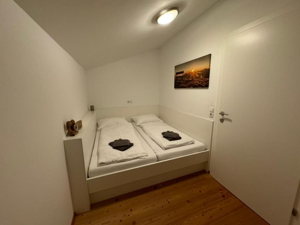 Go For Mountains Appartements Eben Im Pongau Bagian luar foto